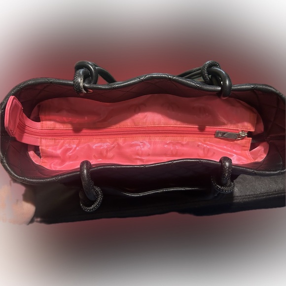 Chanel Cambon Tote Handbag Black Quilted Leather - Picture 3 of 16